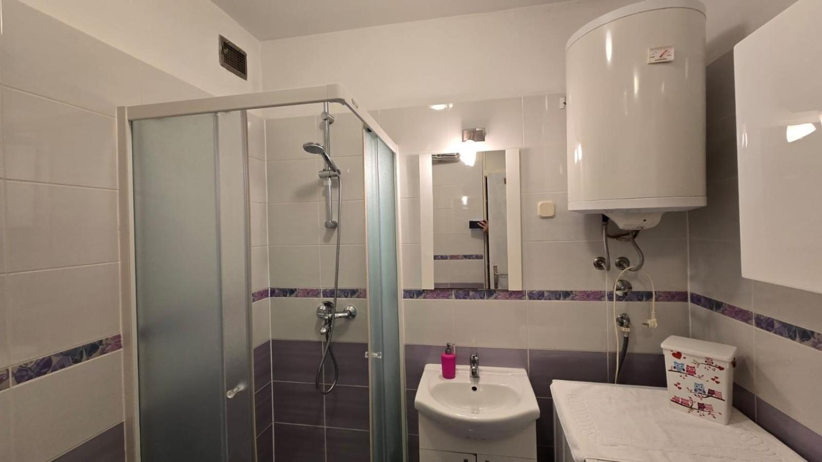 Studio Apartment Ljubica For 2 Persons 150M From The Beach Πόρετς Εξωτερικό φωτογραφία