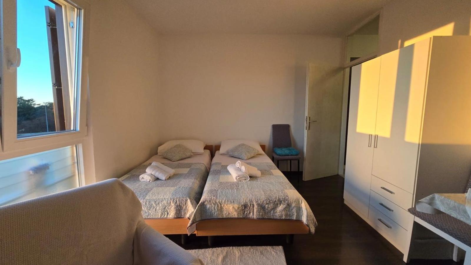 Studio Apartment Ljubica For 2 Persons 150M From The Beach Πόρετς Εξωτερικό φωτογραφία